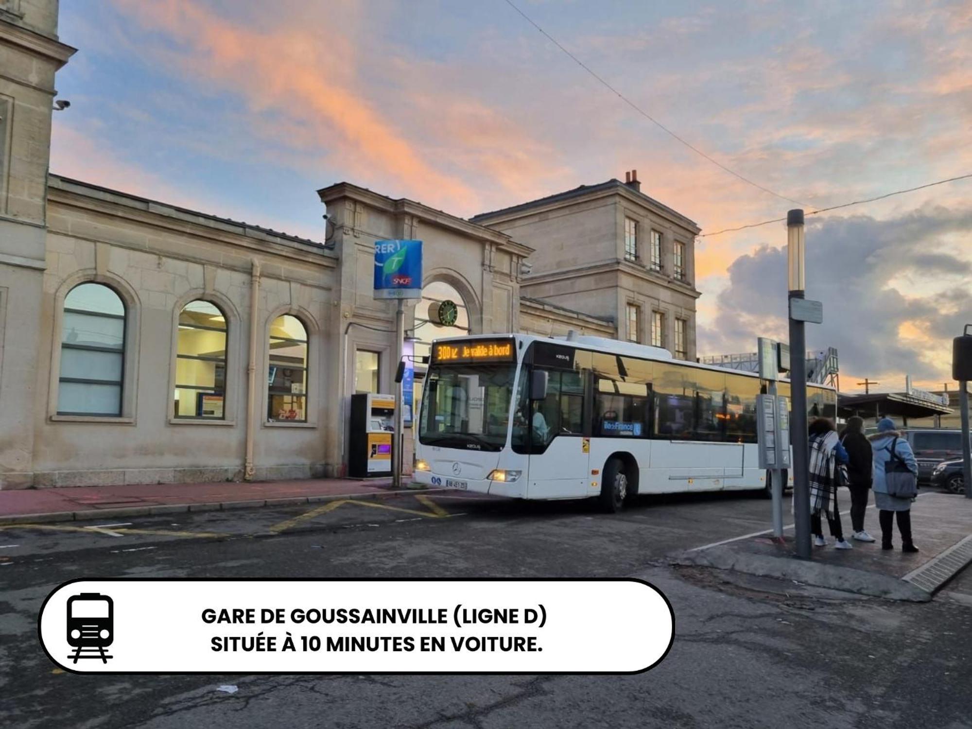 Confort & Style Pres De Cdg Vaudherland Exterior photo
